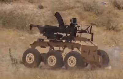 robot de combate Heidar-1 del ejército de Irán incorpora un arma de asalto
